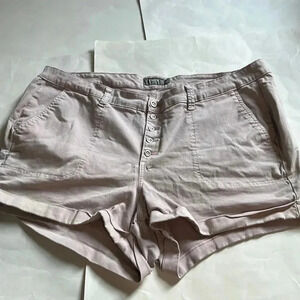 Torrid pink denim shorts size 24